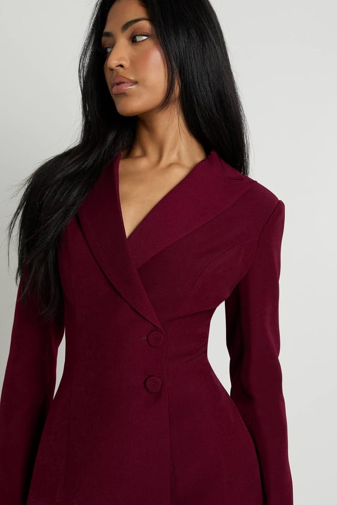 boohoo Dames Wrap Asymmetrische Blazer | Wijn | Maat: 38