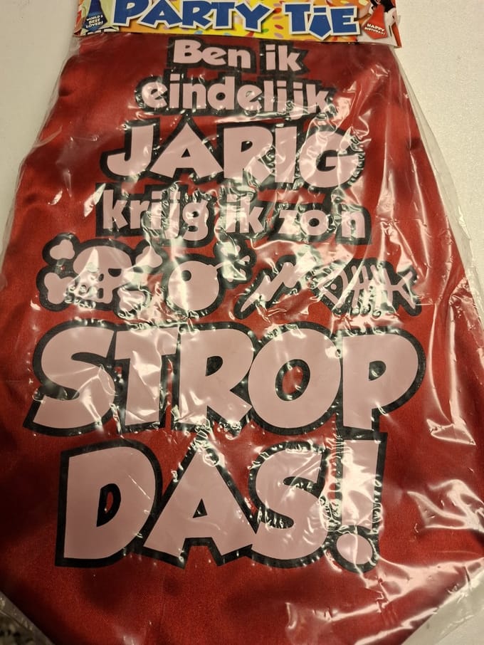 Fun Stropdas Rood XXL Ben ik eindelijk jarig.....