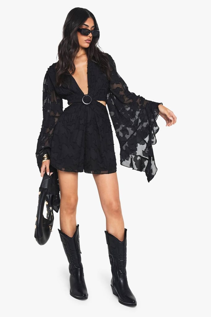 boohoo Dames Burnout Floral Wijde Mouw Playsuit | Zwart | Maat: 38