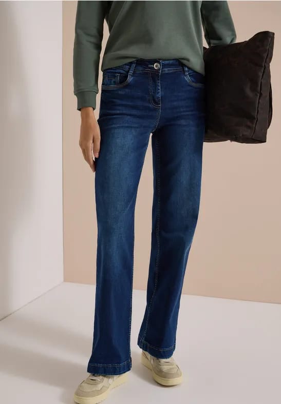 High Waist Wide Leg Jeans – Slim Fit