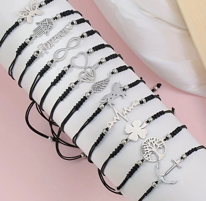 12 stuks armbandjes met roestvrijstalen figuurtjes