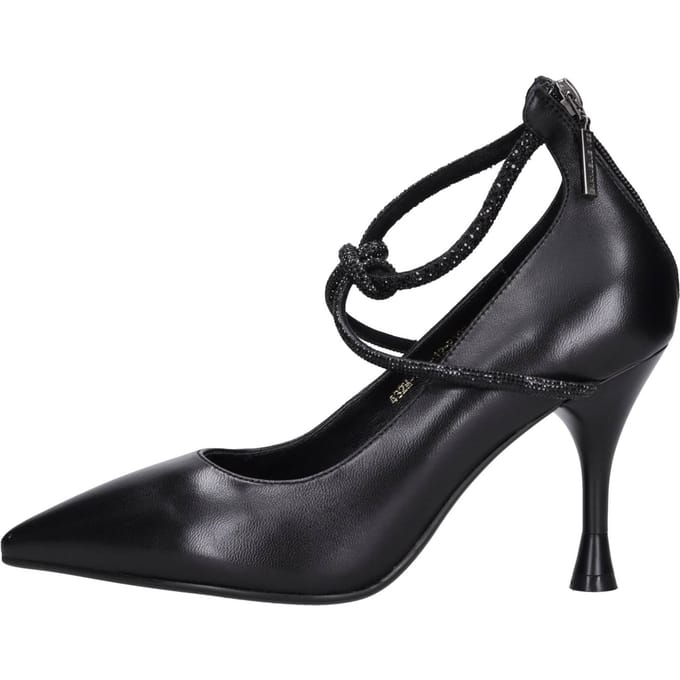 Emanuelle Vee zwarte hakken schoenen