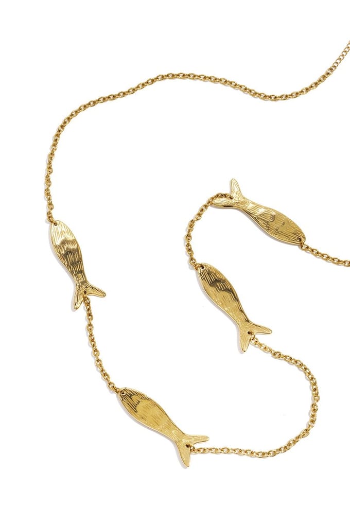 Lange ketting met vissen