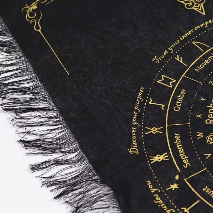 Ancient Witch Pendulum Divination Cloth - Sun Face - Black & Gold