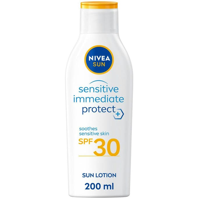 NIVEA Sun Protect &amp; Sensitive Soothing Lotion SPF30 200 ml