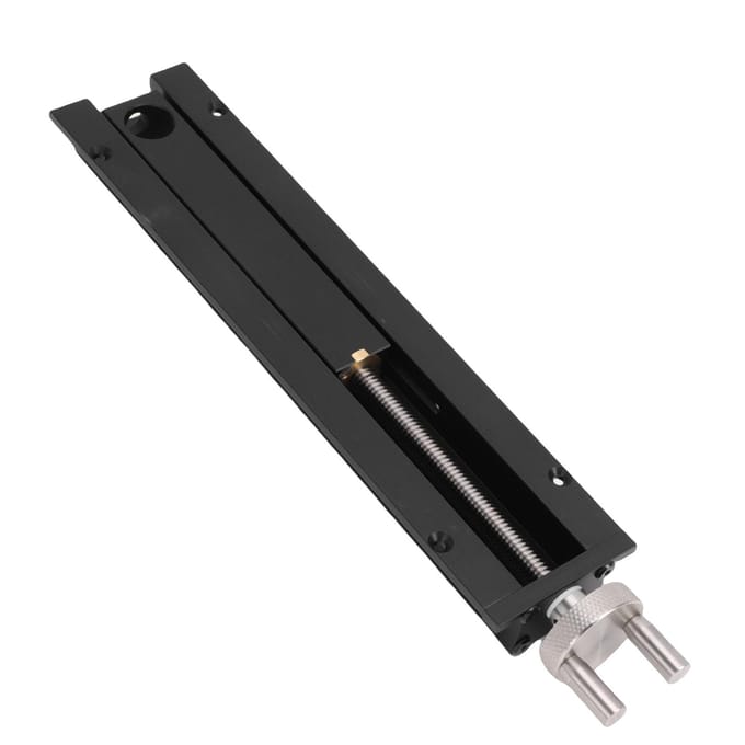 Étau Rapide à Inertie pour Table de Menuiserie avec 2 Goujons Rouges, Course 0-110mm, Trou 20mm