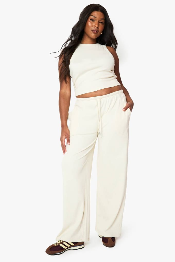 boohoo Dames Plus Racer Rib Vest en Trouser Basic Co-Ord | Ecru | Maat: 46
