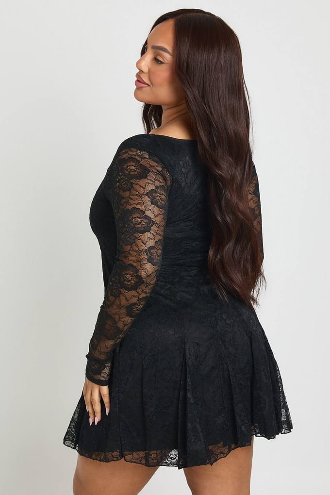 boohoo Dames Plus Kanten Godet Skater Mini Jurk | Black | Maat: 22