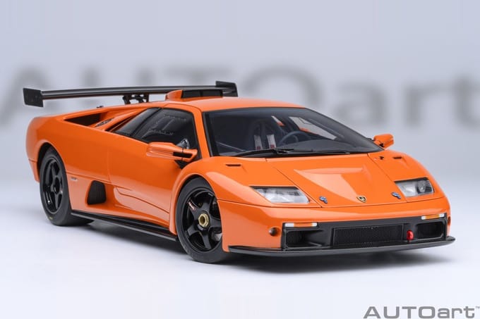 AUTOart 1/18 Lamborghini Diablo GT, Arancio Ishtar