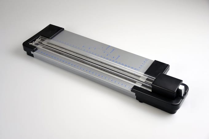 Monolith OC50R3 - Rolsnijder A4 - zwart