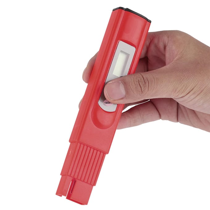 Digitale LCD TDS-waterkwaliteitsmeter voor aquariums en zwembaden.