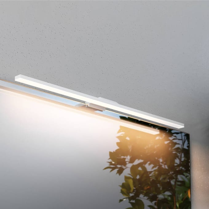 MCJ LED spiegellamp Triga, IP44, wit, 60cm, 4.000K
