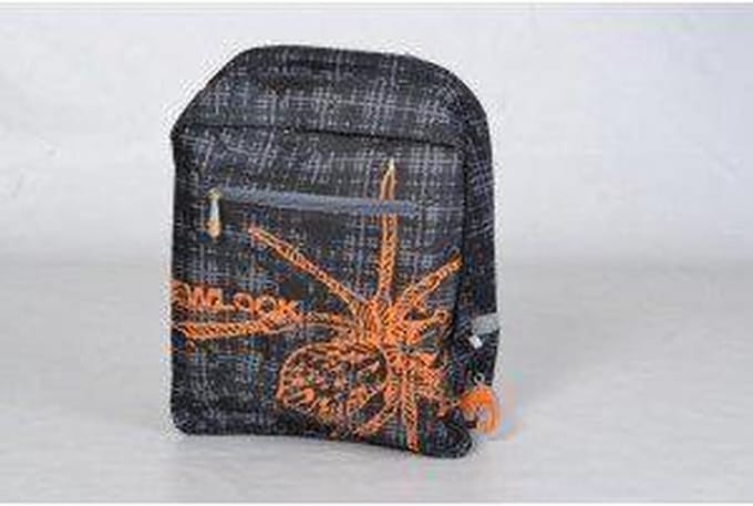 New Looxs Checker Spider - Enkele Fietstas - 14.5 l - Zwart