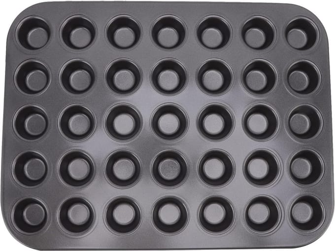 Mini Bakvorm - Cupcake Muffin - Taarten Brood Bakken - Duurzaam Koolstofstaal - 35 Rasters - Zwart