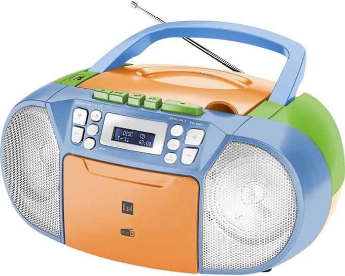 DAB+ Cassetteradio met CD - Boombox met Stereo Luidsprekers en USB Poort - Draagbare Audio Speler