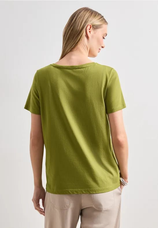 Shirt met Wording Artwork