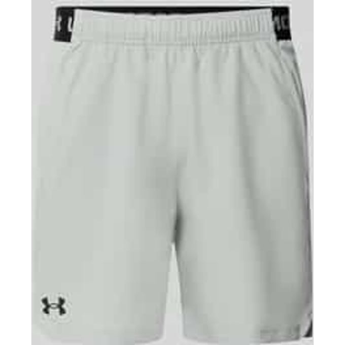 Short met elastische band en logo
