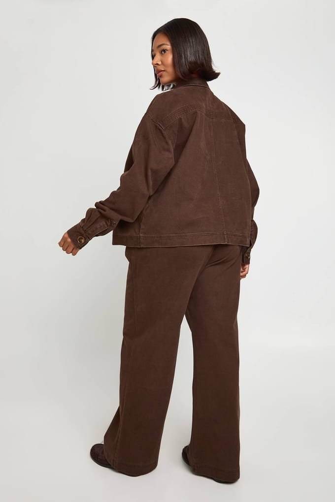 boohoo Dames Plus gewassen broek met elastiek en wijde pijpen | Chocolate | Maat: 16