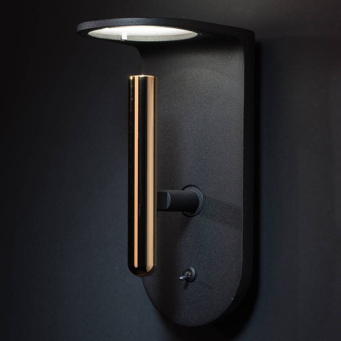 Stilnovo Zwart-gouden LED wandlamp 2Nights_W2