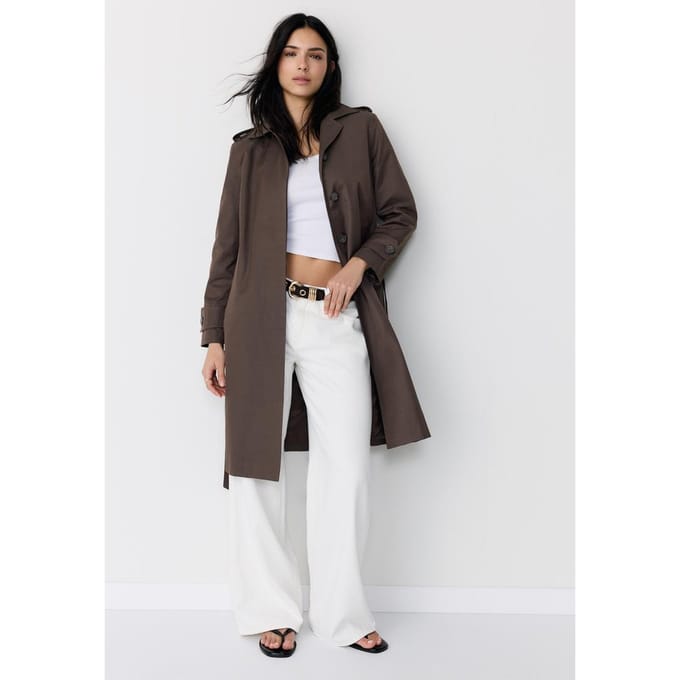 Stradivarius Lange trenchcoat met eenvoudige knoopsluiting  Bruin L