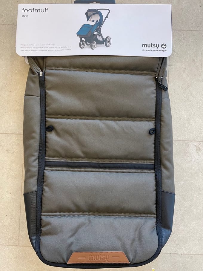 Mutsy - Evo - Voetenzak - Olive Green - Grijs - Voor Kinderwagen