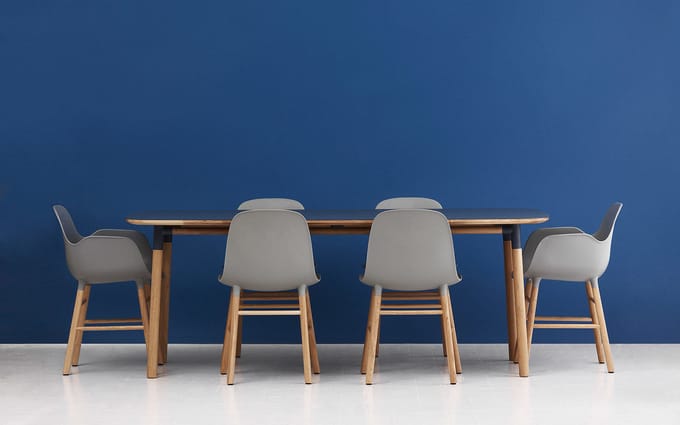 Normann Copenhagen - Form fauteuil met metalen frame - wit