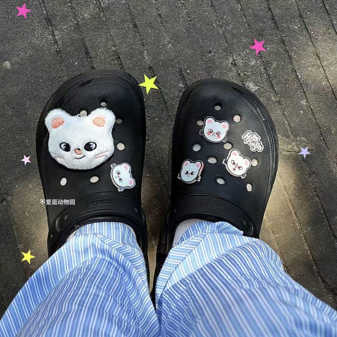 Accessoires Crocs Stray Kids, 17 pièces Hyunjin