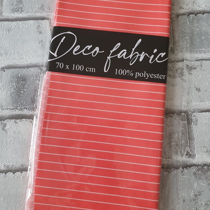 Deco Stof, 100% Polyester, quilten, patchwork, embroidery, 70 x 100 cm, Patroon roze/rood met strepen