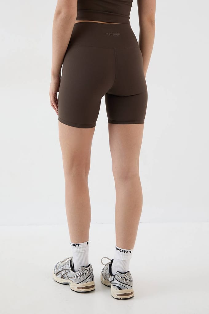 Dames Dsgn Studio Ultra Sculpt Fietsshort | Espresso | Maat: XS