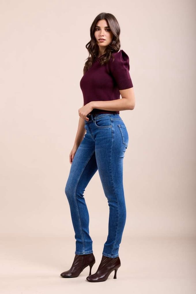 Toxik3 - Slim fit met borduur