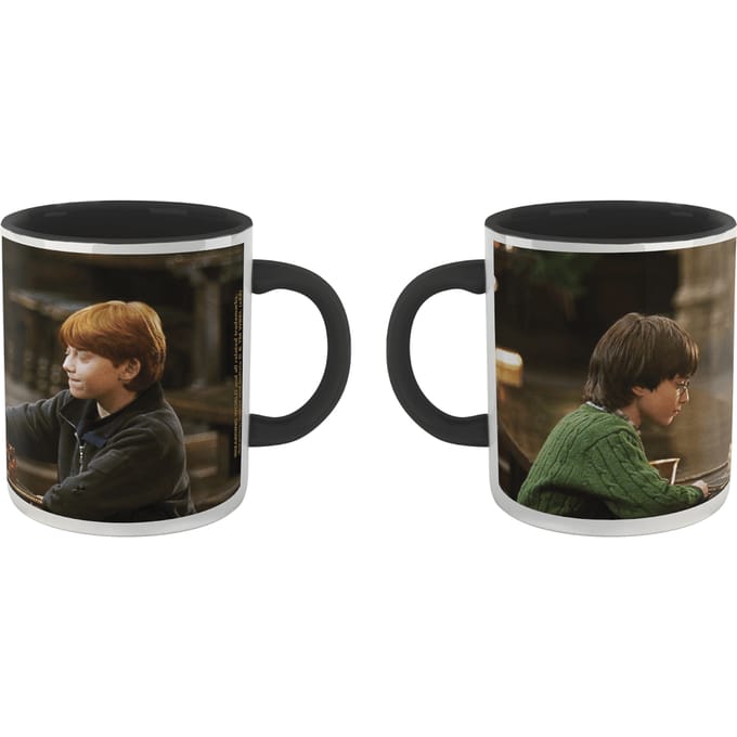 Harry Potter Harry And Ron - Playing Chess Mug - Black