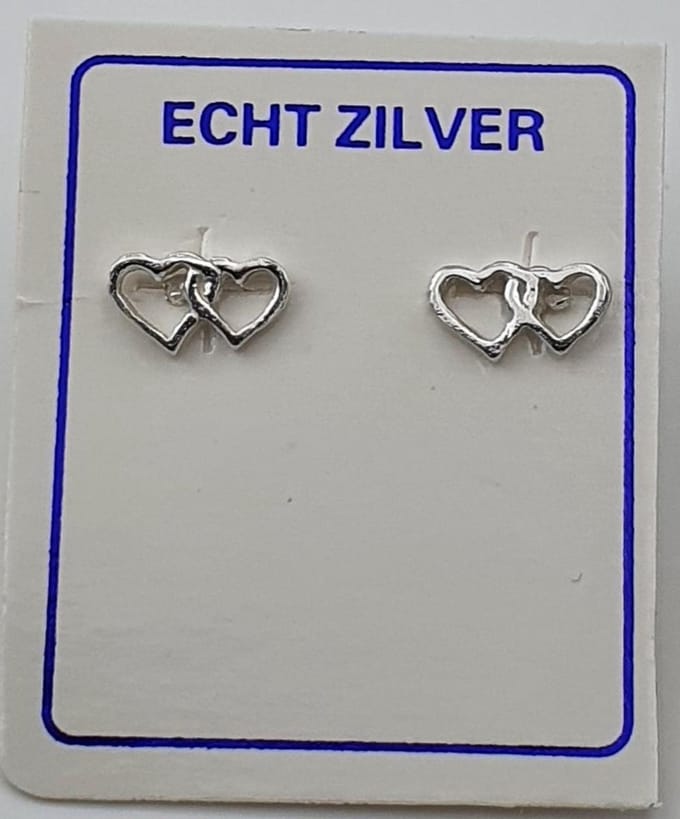 Zilveren oorknopjes met dubbel open hartje