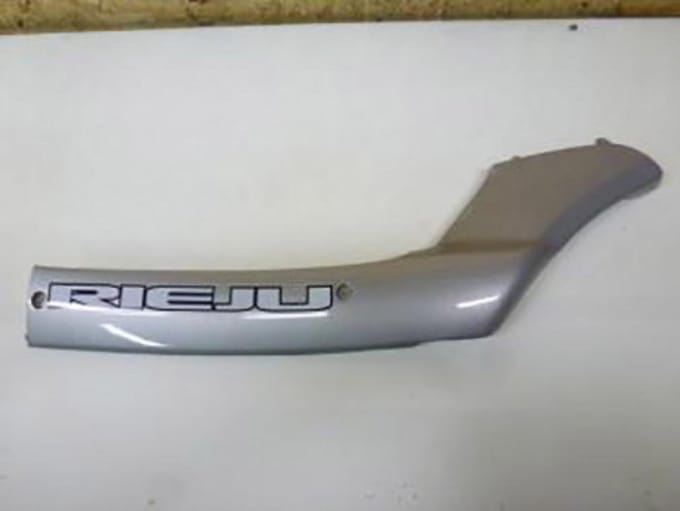 Cache latéral gauche pour Scooter Rieju 50 Paseo Neuf