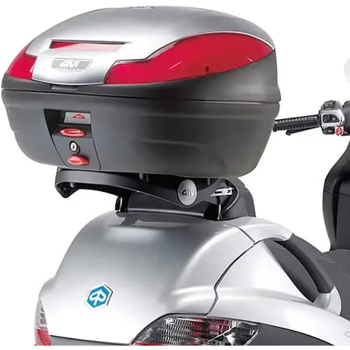 Scooter topkoffer steun Givi 400 (11) - Support top case Givi Monolock Piaggio MP3 Touring 300
