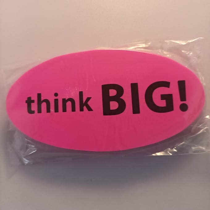 Gum XXL Ovaal Roze Think Big! lang 120mm - 62mm breed - 13mm dik