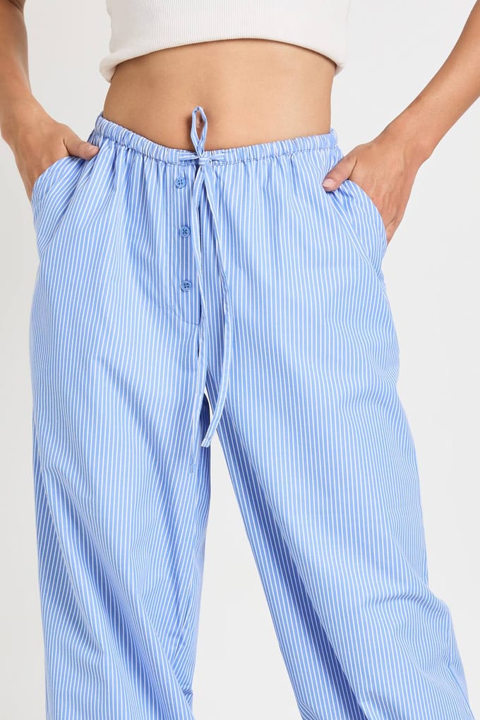 boohoo Dames Gestreepte Popeline Ballonbroek | Blauw | Maat: 34