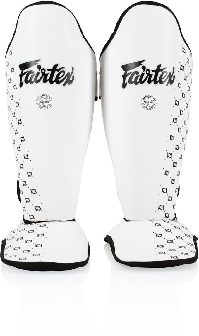 Fairtex SP5 Competition Scheenbeschermers – Maat S – Wit – Kickboksen, Muay Thai & MMA