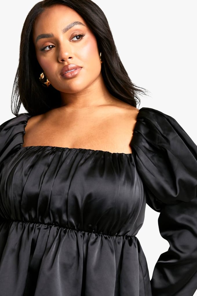 boohoo Dames Plus Satijn Top met Pofmouwen | Zwart | Maat: 56