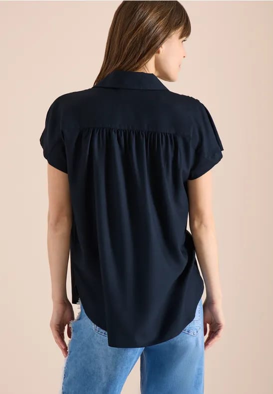 Basic blouse met overhemdkraag in effen kleur
