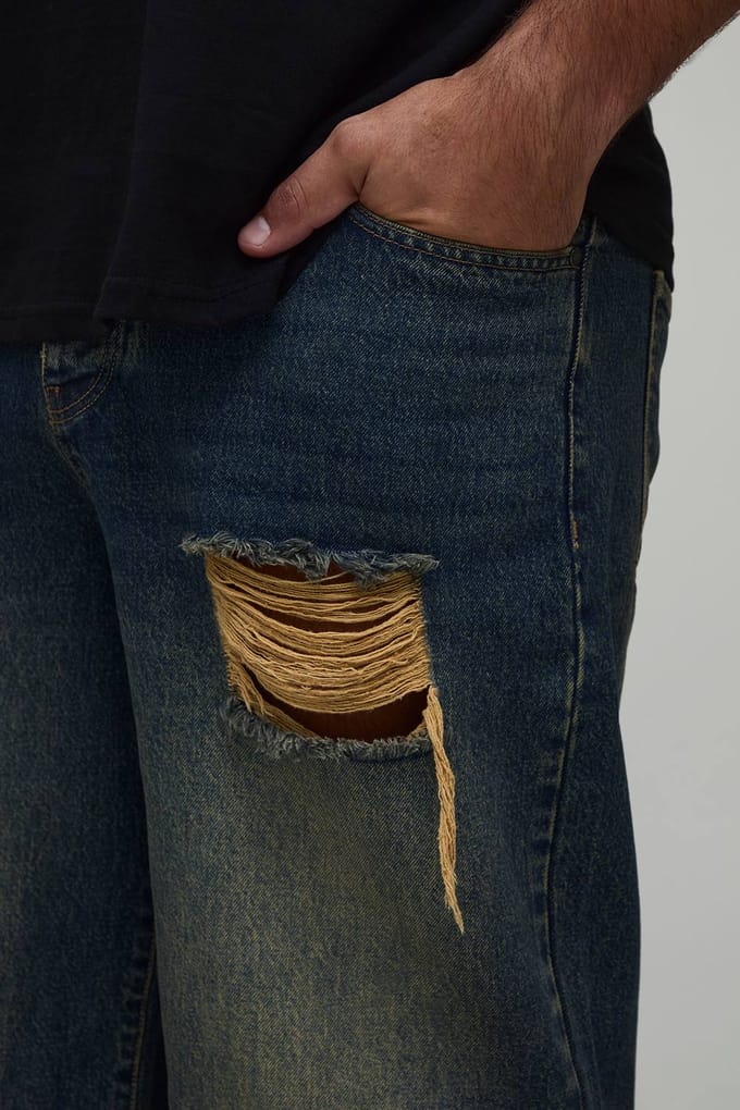 Plus gescheurde ruwe zoom stonewash jeans met losse pasvorm | Size 44