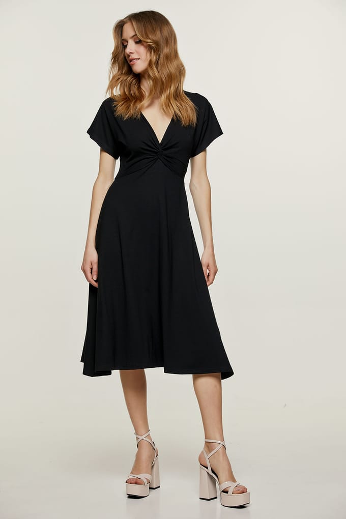 Zwarte midi-jurk met vlinderstrik
