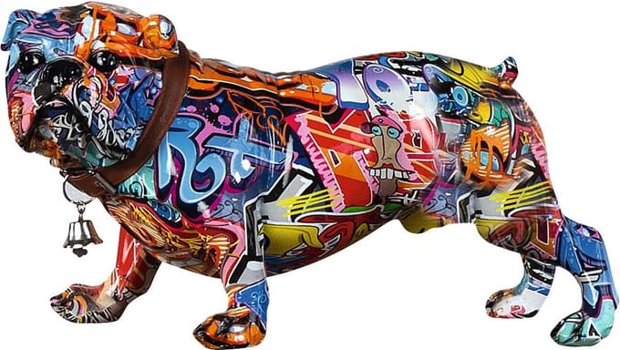 Street Art Hond staand