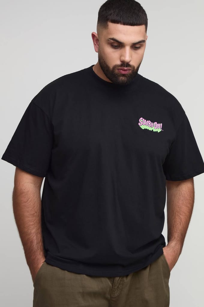 Oversized Extended Neck Scooby Doo Hex Girls License Print T-Shirt | Black | Size Medium