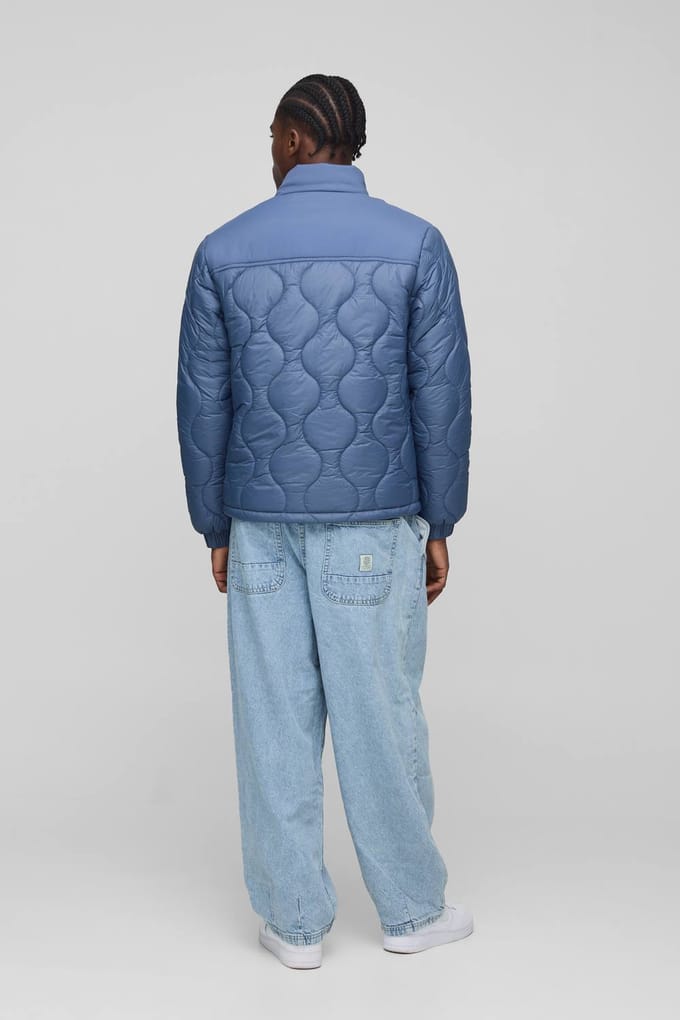 Regular Fit Onion-gequilte Panel Funnel Neck Jacket | Slate Blue | Size Medium