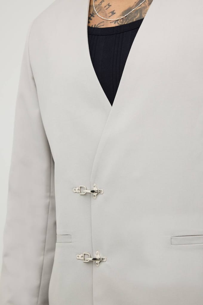 Kraagloze Oversized Blazer met Brandweergesp | Stone | Size 40