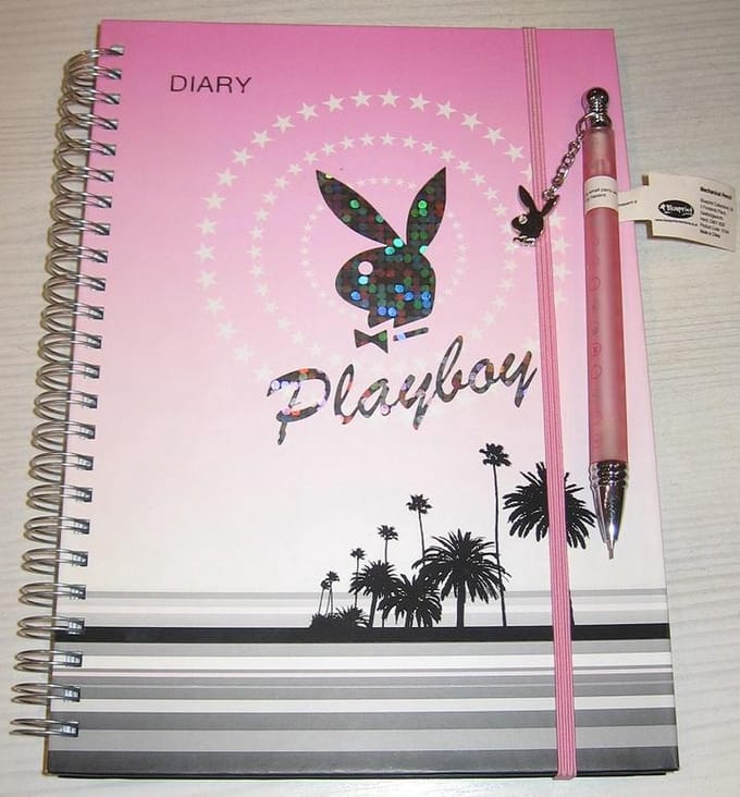 Playboy agenda met vulpotlood