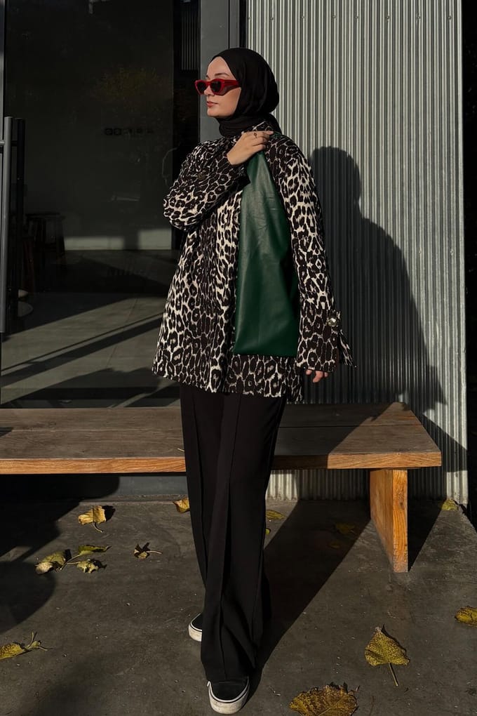 Touché Privé - Katoenen blouse met print en brede manchetten - Luipaard - Dames