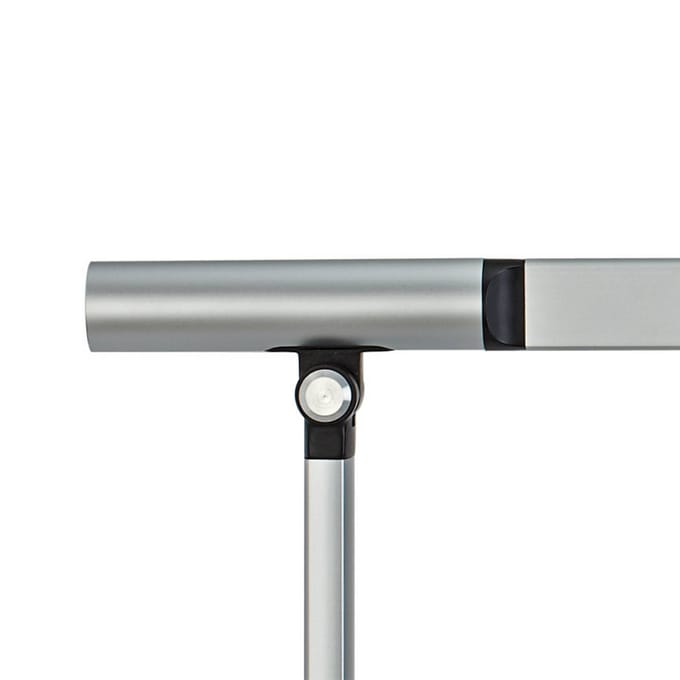 MAULrubia Bureaulamp - LED - Zilver - Dimbaar - USB Poort - 3 Lichtstanden - Tafellamp
