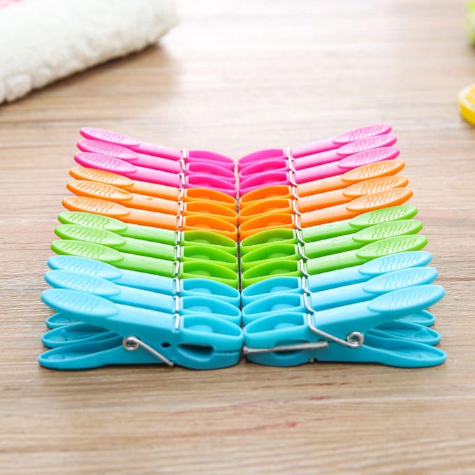 Wasknijpers Hangende haringen Clips Plastic hangers Rekken Wasgoed Wasknijpers Klemmen Handdoekclips Opberghaken voor thuis white