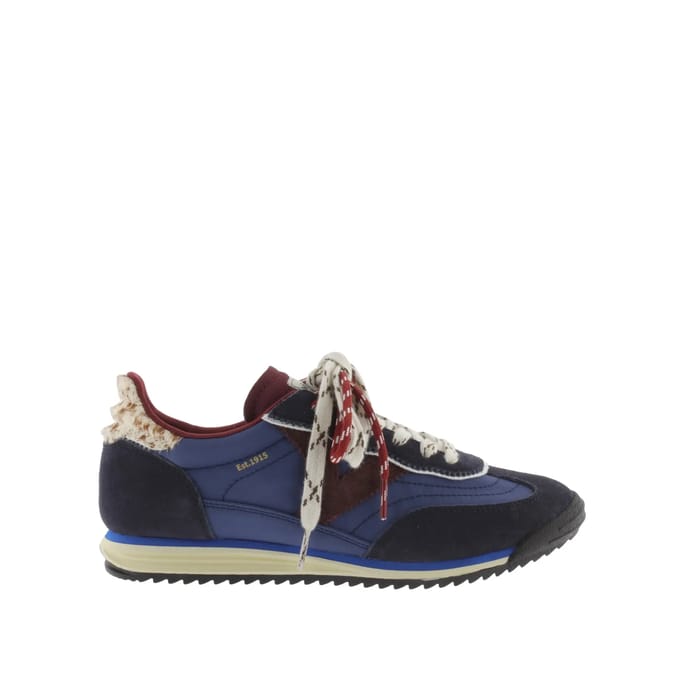 Trainers Victoria Saturno